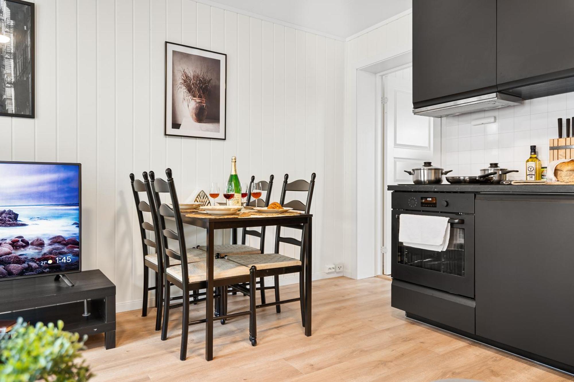 5 Mins To City Center In Bright & Cozy Stay Τρόντχαϊμ Εξωτερικό φωτογραφία