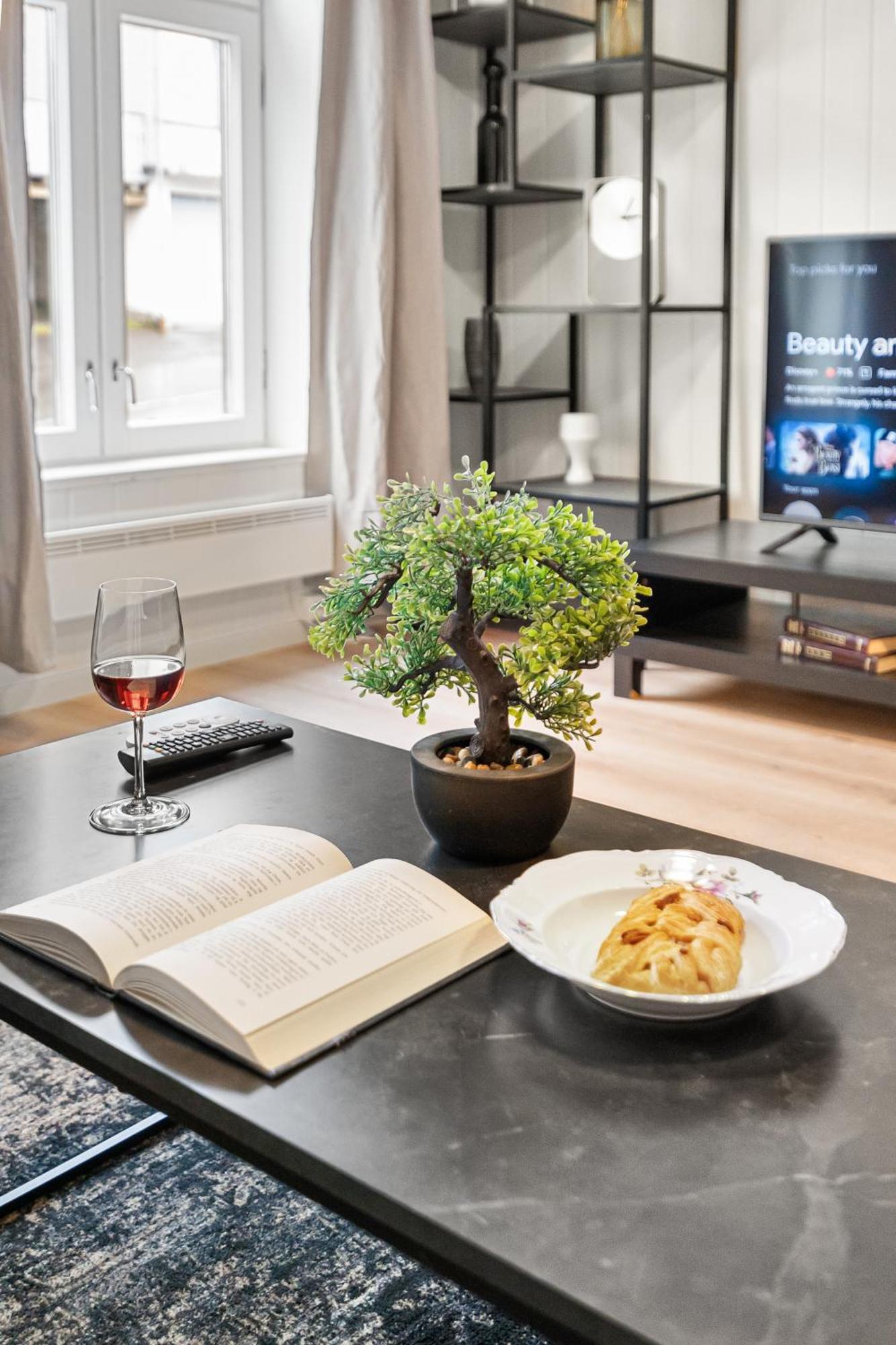 5 Mins To City Center In Bright & Cozy Stay Τρόντχαϊμ Εξωτερικό φωτογραφία