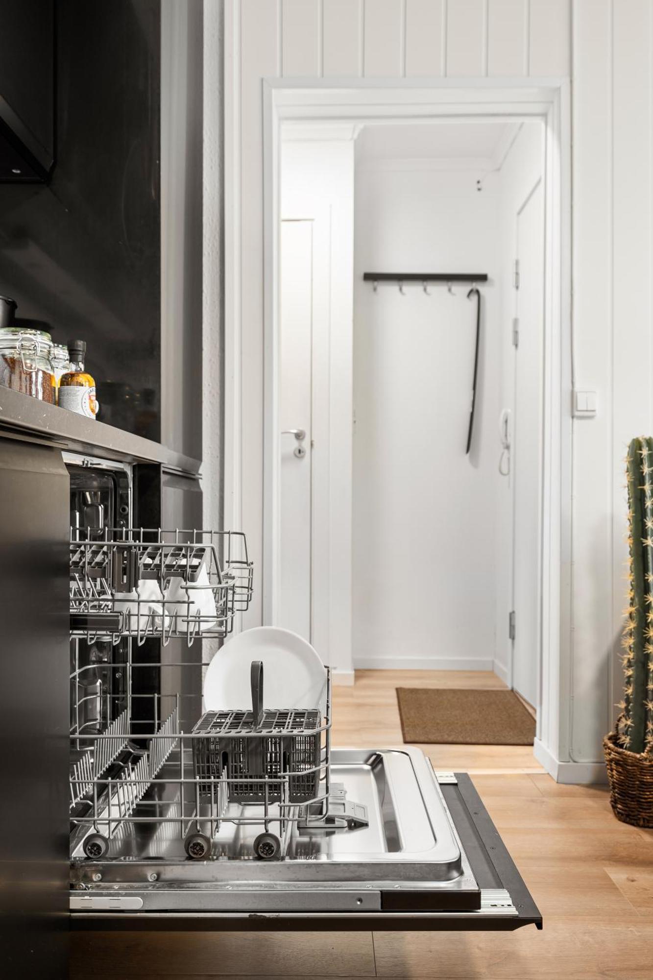 5 Mins To City Center In Bright & Cozy Stay Τρόντχαϊμ Εξωτερικό φωτογραφία